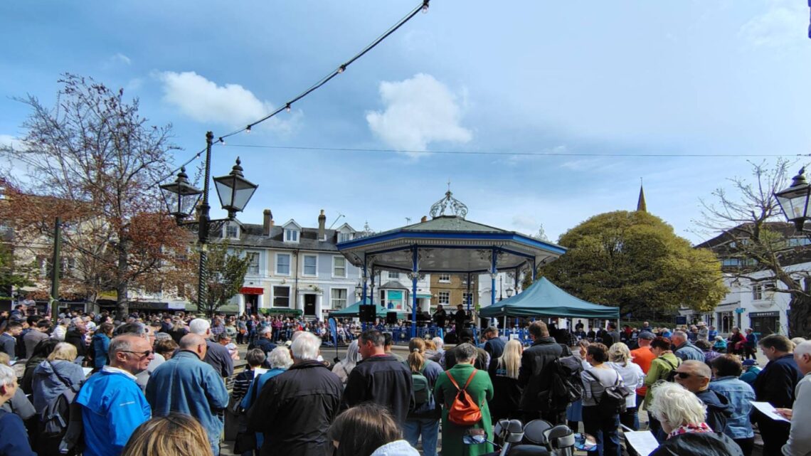 Good Friday Service in the Carfax 2025